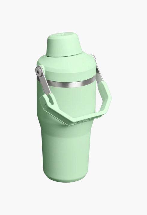 The IceFlow™ Tumbler with Fast Flow Lid